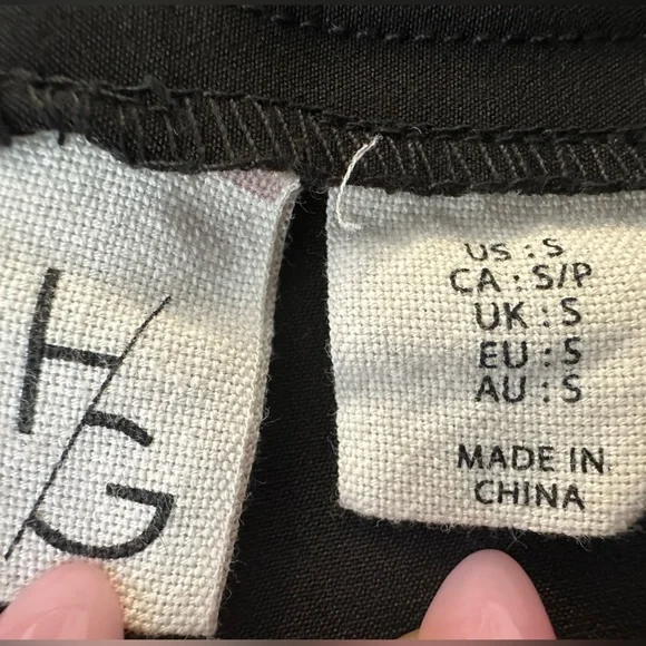 Women's Cargo Shorts in Black - Picture 7 of 7